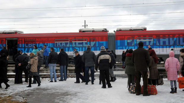 Тематски воз магнет за путнике