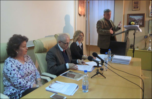 СНС тражи тим да сруши Пауновића