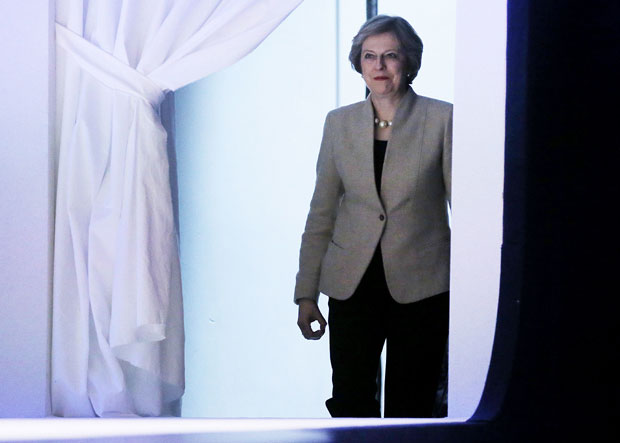 Британска премијерка уверена да Трамп препознаје значај НАТО-а