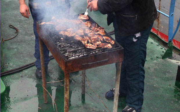 Лођ одлучно кренуо против смога - забраном роштиља у јануару