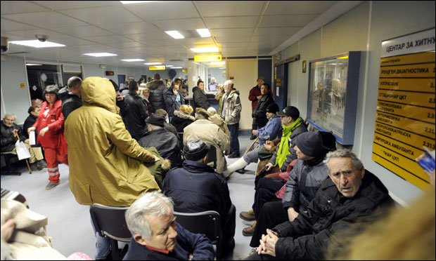 Поледица завија у гипс