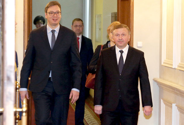 Стижу ловци из Минска? 