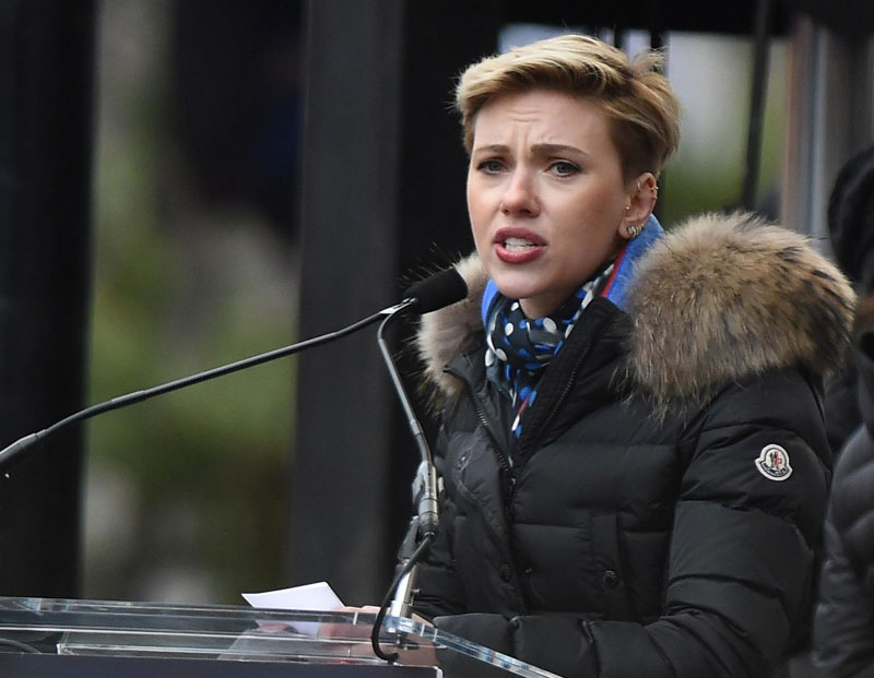 Разводи се Скарлет Јохансон?