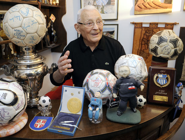 Милан Раки Аранђеловић: Блеки ме гађао лампом, шамари браћи Вујовић!