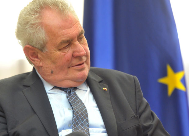 Председнику Чешке стара љубав послала цвеће