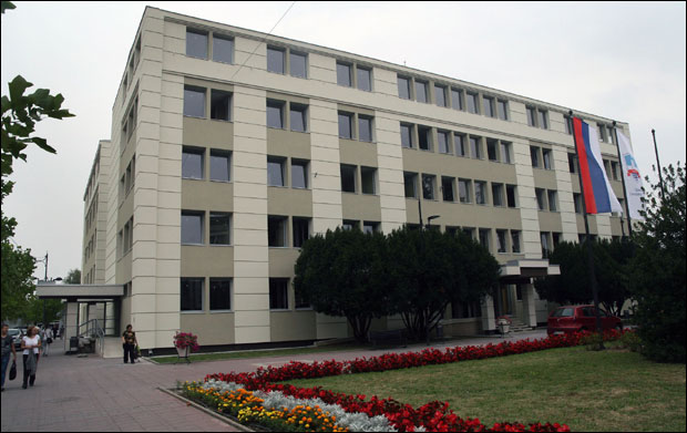 Градска влада Смедерева и грађани се међусобно туже