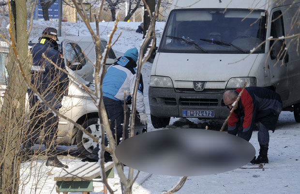 Мушкарац пао са 20. спрата и погинуо