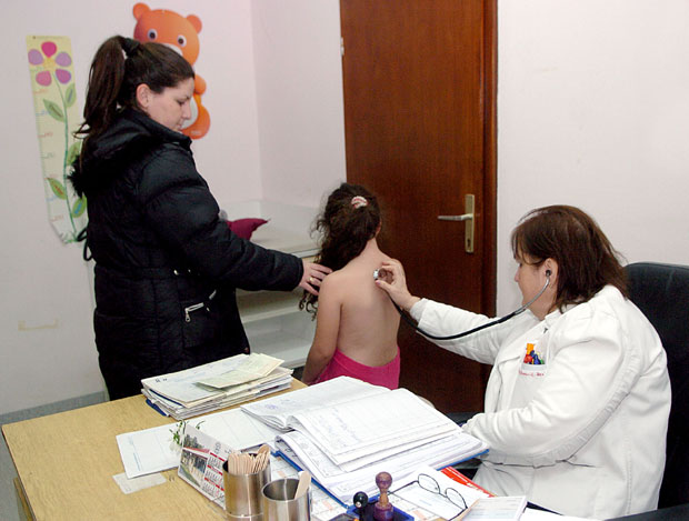 ДОМОВИ ЗДРАВЉА КУБУРЕ С КАДРОВИМА: Недостаје 300 лекара!