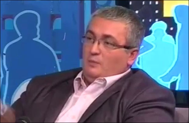 СНС осудила напад на Бојана Торбицу у Косовској Митровици