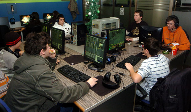 У Србији 75 одсто ученика рачунаре користи за играње, а не за учење