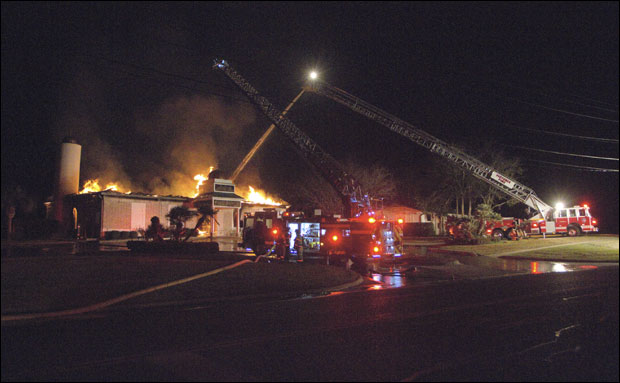 Изгорела џамија у Тексасу