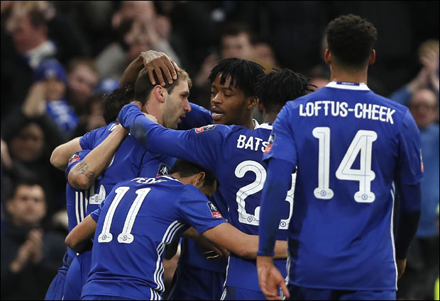 ФА КУП: Ивановић стрелац у победи Челсија, дебакл Њукасла на повратку Митровића