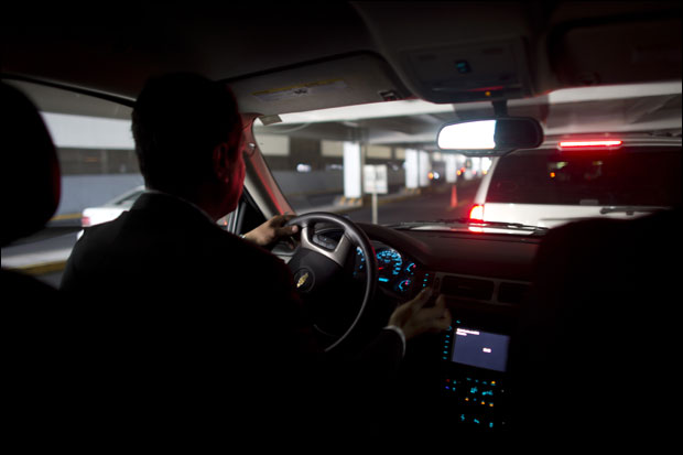 Дански министар ће се сам пријавити полицији због вожње без појаса