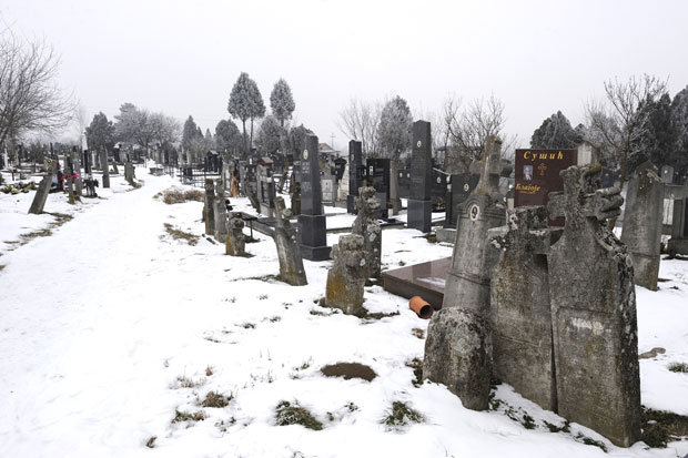 СЛУЧАЈ НА ОСТРУЖНИЧКОМ ГРОБЉУ: Заборавио покојника због болести