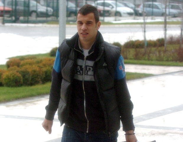 ЗВАНИЧНО: Миливојевић у Премијер лиги за 14 милиона евра