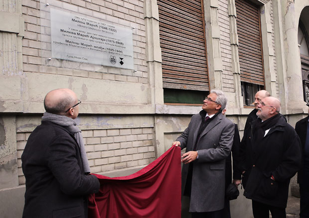 Постављена информативна табла на кући Милеве Марић Ајнштајн у Новом Саду
(ФОТО)