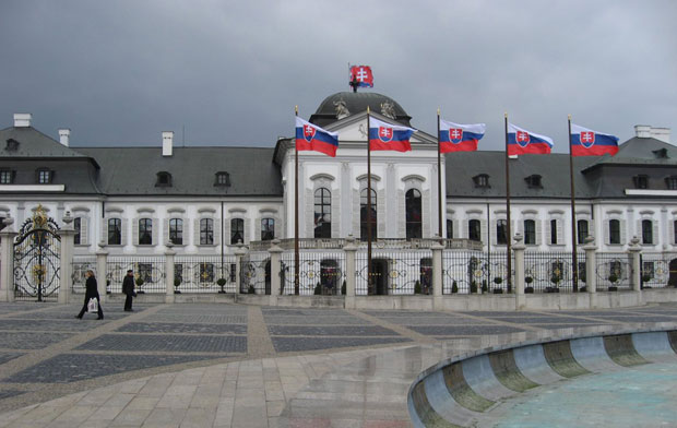 У башту председничке палате у Братислави поново упао уљез