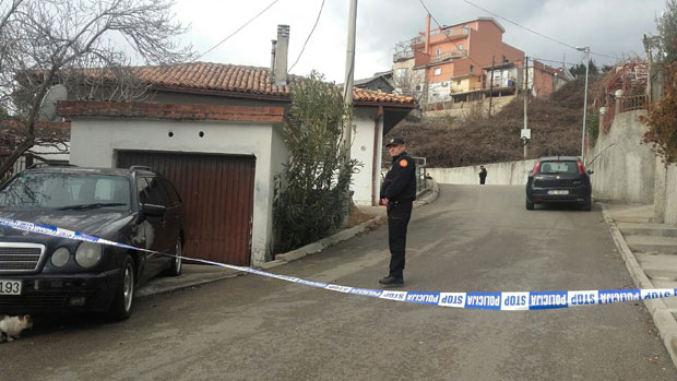 Трагедија у Бару: Убио супругу, ранио ташту, па себи пререзао врат