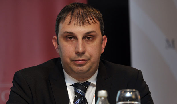 СНС одбацује оптужбе Салака за однос према аграру