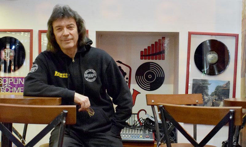 Стив Хакет Снимио спот у Београду