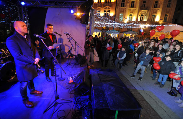 Нови фестивал на централном новосадском тргу: Празник љубави