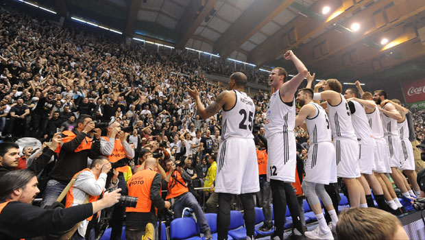 Партизан у дербију прекинуо Звездину јадранску серију