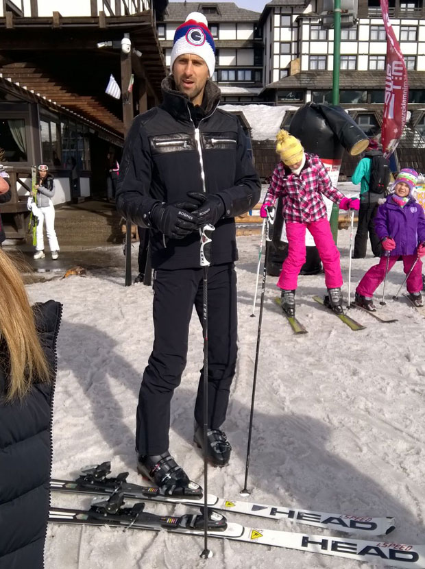 ЂОКОВИЋЕВ МИР НА КОПАОНИКУ: Руси архивирани, Новак ужива са браћом на скијању (ВИДЕО)