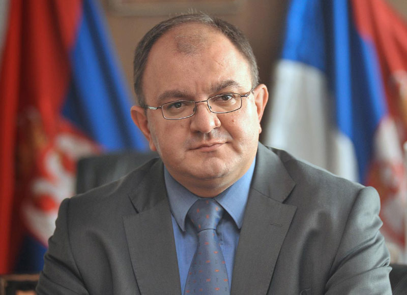 Опет рат саопштењима