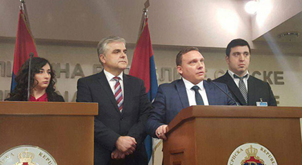 Домовина љута због референдума