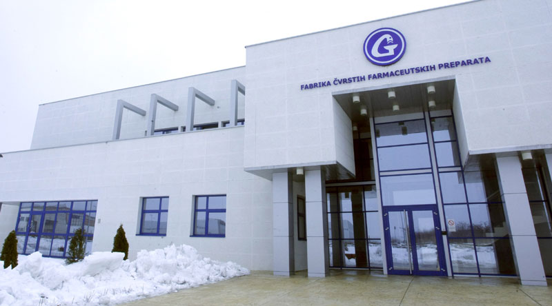 Неће Галенику са дуговима