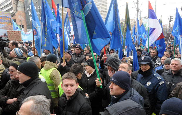 ДВА СКУПА У НЕМАЊИНОЈ: Синдикат против, “Сабор” уз Владу