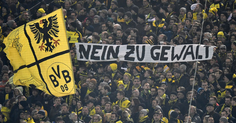 Полиција спречила навијаче Борусије да оду на гостовање