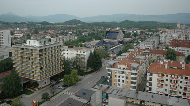 Власт и опозиција на испиту