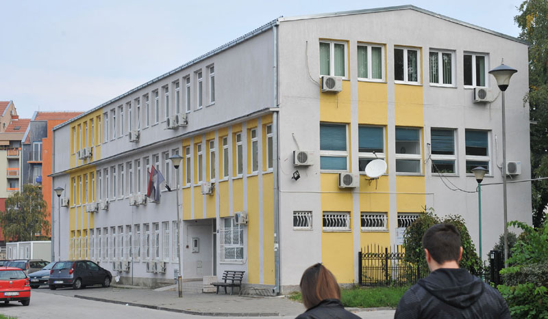 Немаштина стисла и младе