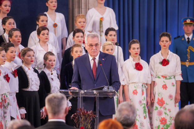 Николић: Србија је живела пре, а живеће и после нас; Додељена одликовања заслужним појединцима и организацијама(ВИДЕО)