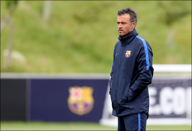 Тренеру Барселоне се дрма столица: Куман уместо Енрикеа!