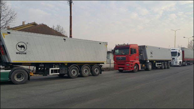 Протест камионџија на граници