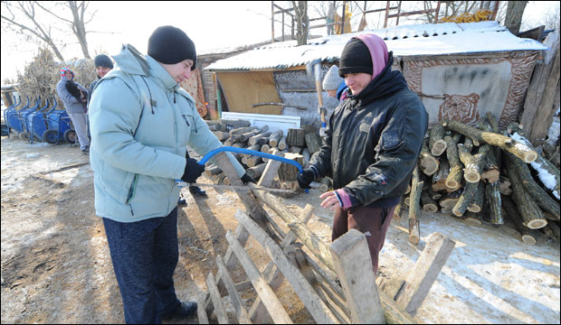Земља живих враћа из пакла
