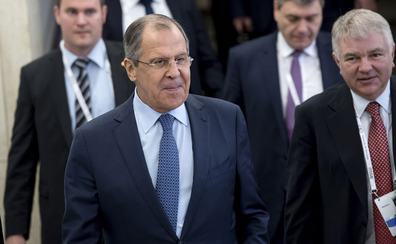 Лавров жели прагматичне односе са САД;  Од понедељка примирје у Украјини