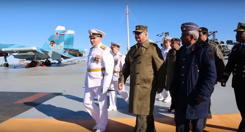 Лондон не жели да „руски медвед гура шапе“ у Либију 