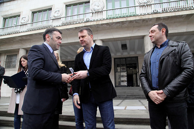 Санитетска возила за седам геронтолошких центара у Војводини