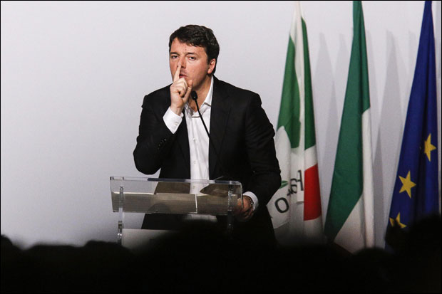 Ренци поднео оставку са функције лидера странке у Италији