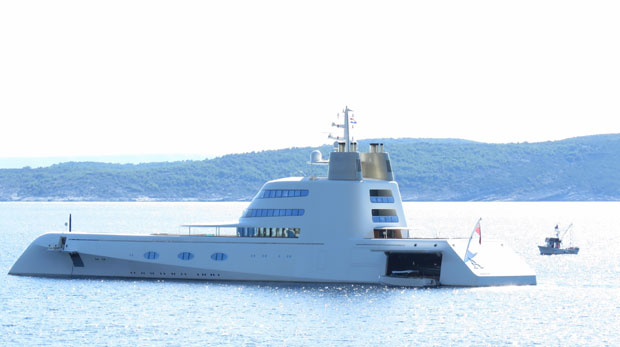 Гибралтар запленио јахту Андреја Мељниченка