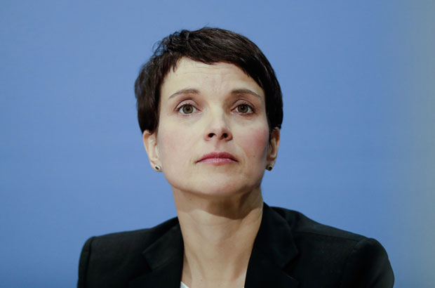 Лидерка немачких националиста посетила Москву