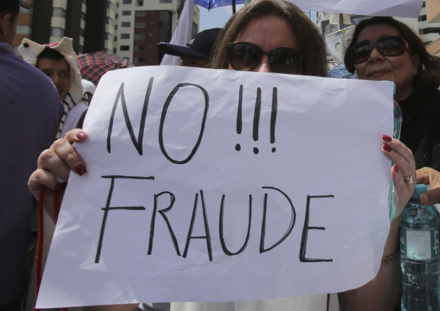 Тензије у Еквадору због резултата председничких избора(ФОТО)