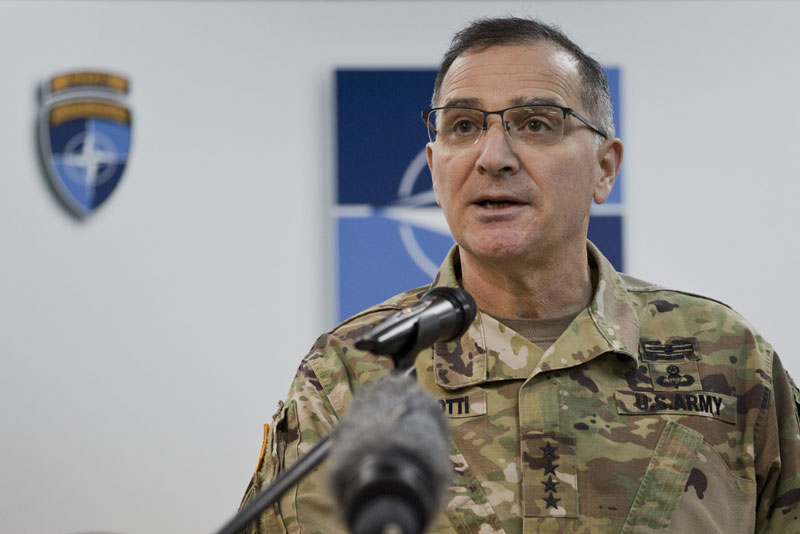 Главнокомандујући НАТО: За мир на Косову битни Резолуција 1244 и дијалог