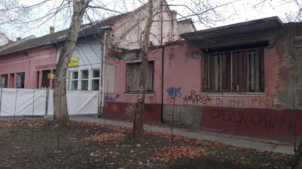 Кула: Специјалисти на два спрата