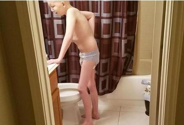 Снажна порука мајке чији син болује од рака: Плаши се смрти, говорим му да ће да оде у рај!