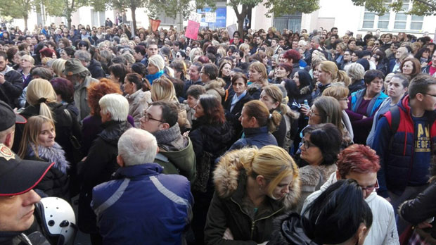 Мајчински додатак joш на мерењу