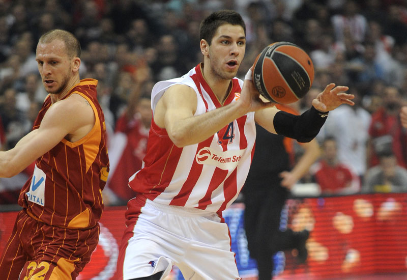 Црвено-бели дочекују Галатасарај у мечу посебне тежине: Звезда за топ 8 и сећање на Марка